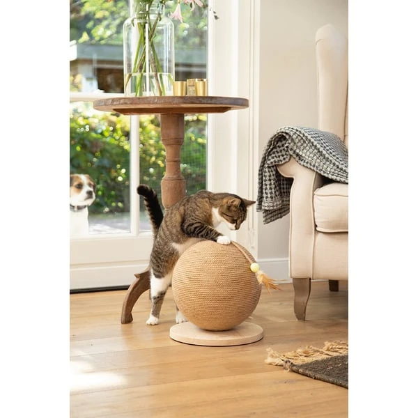 Designed by Lotte Kratzball Balty